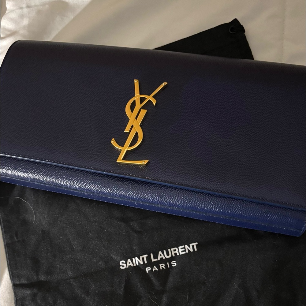 Saint Laurent Blue Wallet with Iconic YSL Logo - Picture 3 of 9